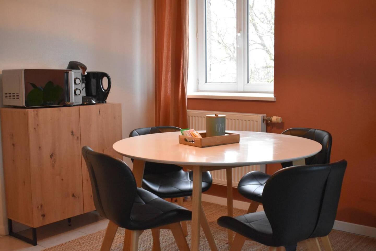 Apartment Le Paisible Wifi Parking 4 Personnes Proche Center Parc Acces Direct N4